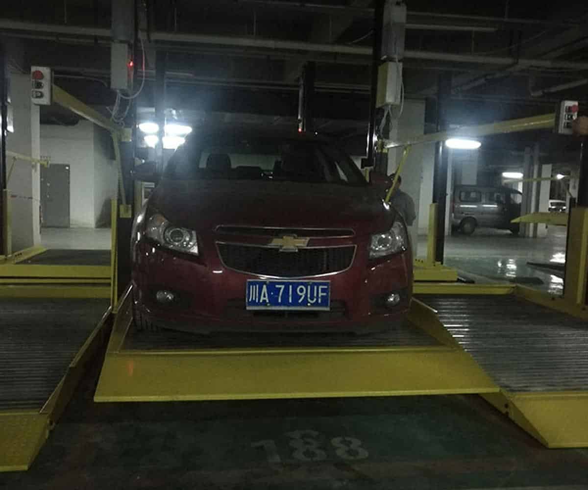 雙柱立體車庫(kù)停車設(shè)備長(zhǎng)租.jpg