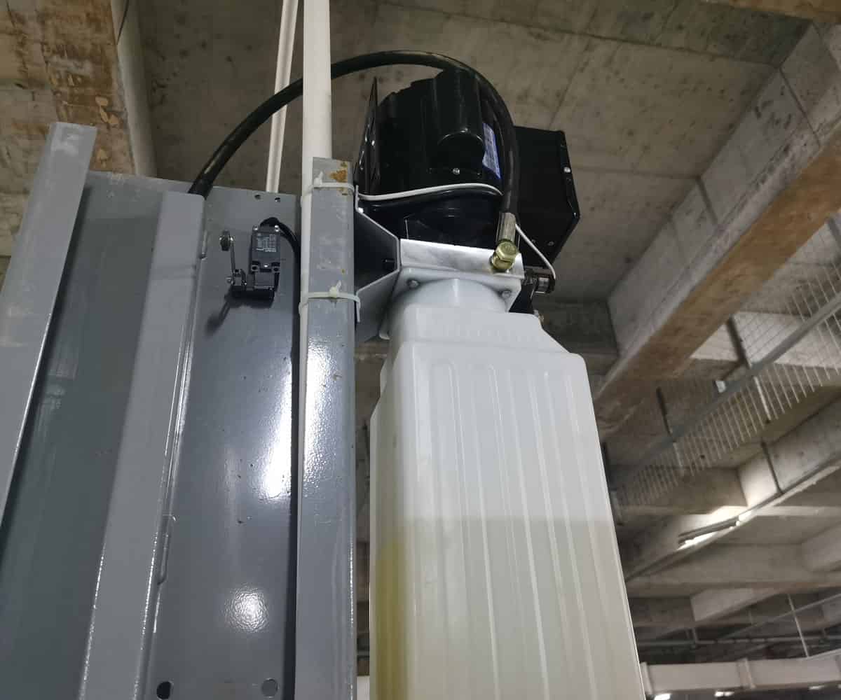 雙柱簡易類機械停車設備回收.jpg