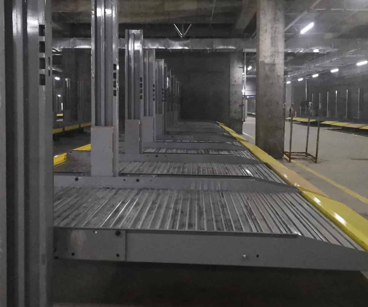 雙柱簡易升降類機械立體停車設備二手.jpg